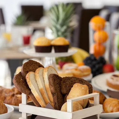 فندق Umberto ليدو دي يسولو