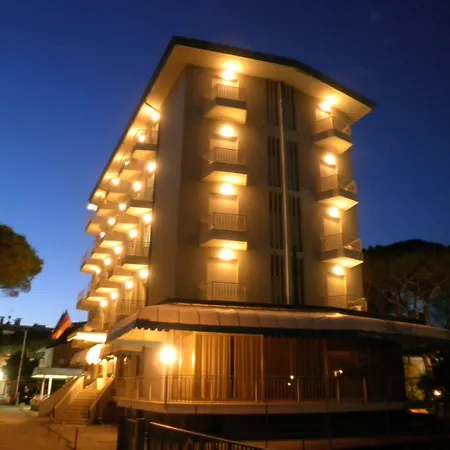 Hotel Umberto 3*