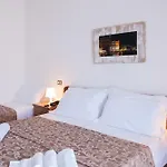فندق Umberto 3*